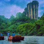 武夷山旅游,碧水丹山，探秘千年古韵，尽享自然之美